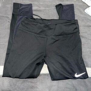 Women’s Nike Black Dry Fit Athletic Wear Size Medium